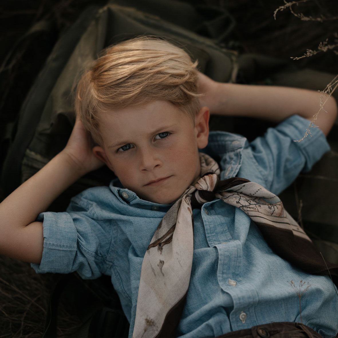 Maouli scarf cotton twill Inaya little boy with scarf tied around neck