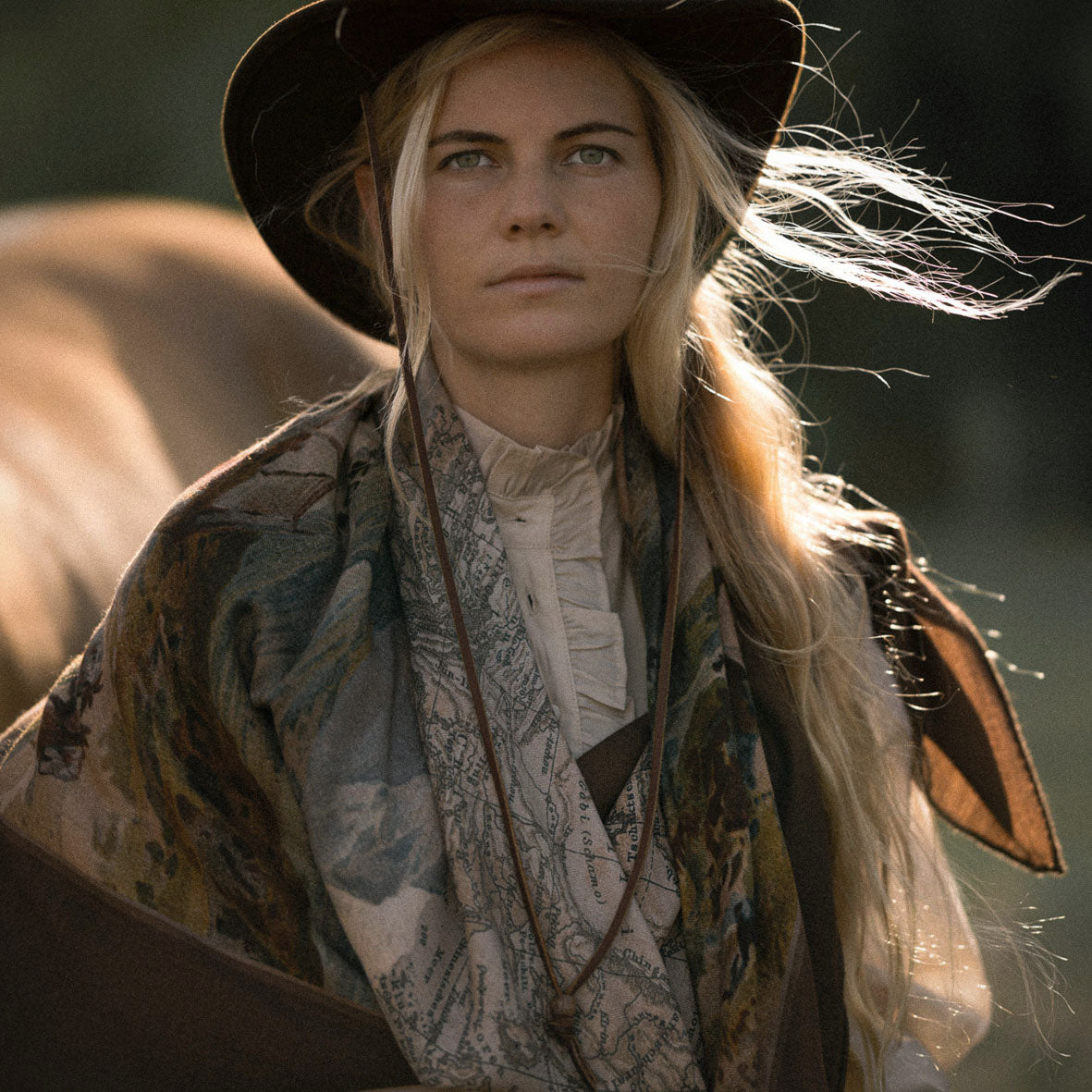 Maouli shawl silk and cashmere Saghar around neck