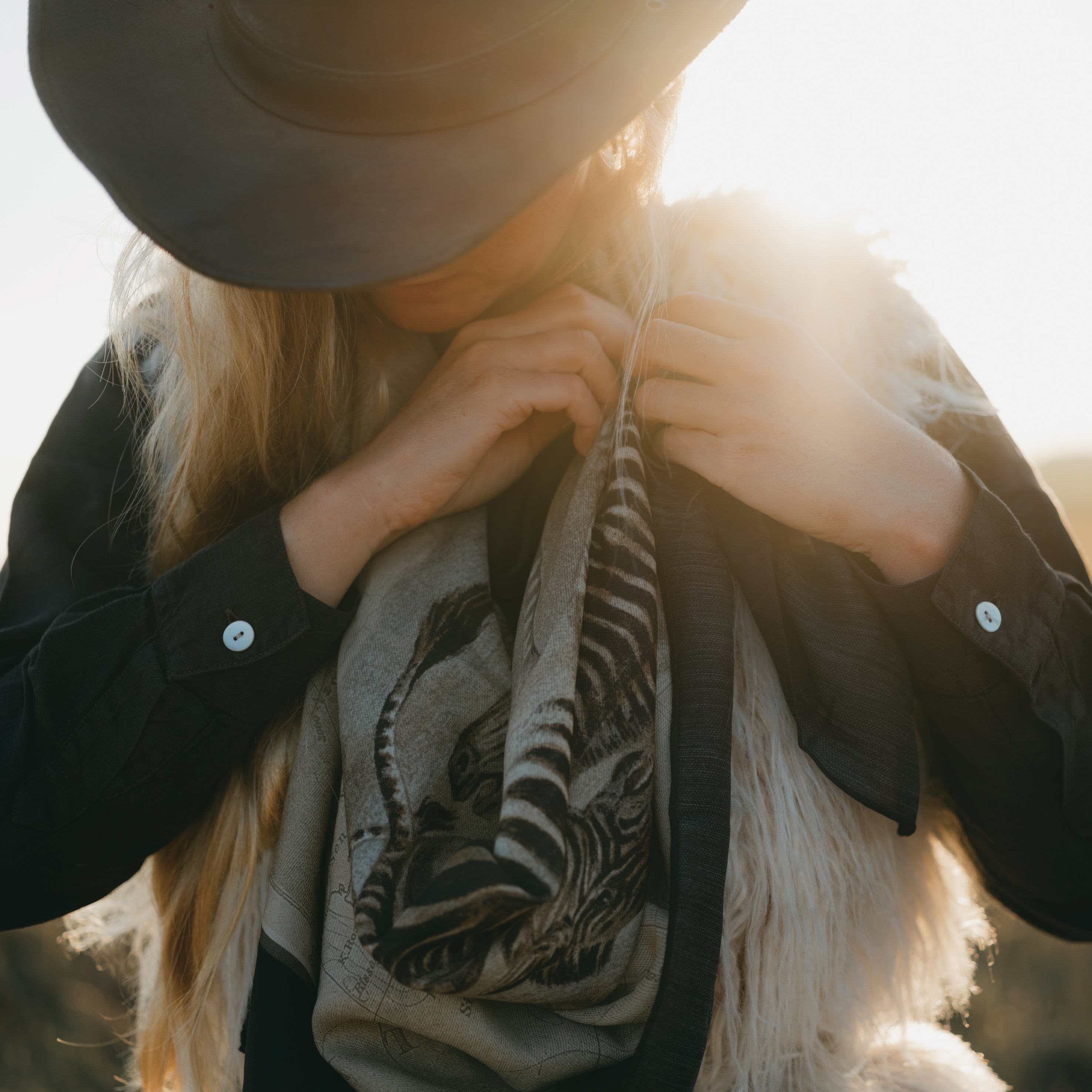 Maouli shawl silk and cashmere Zawadi with hat outdoor bright sun shining